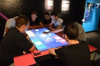 Ein sehender Multitouch-Tisch